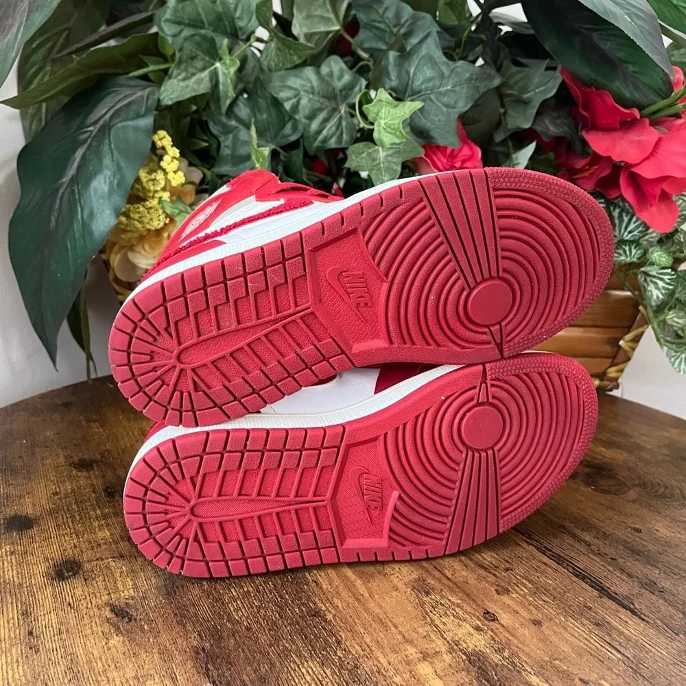 Nike Air Jordan 1 Mid Red White Sneakers | Youth 6.5Y (Women 8)